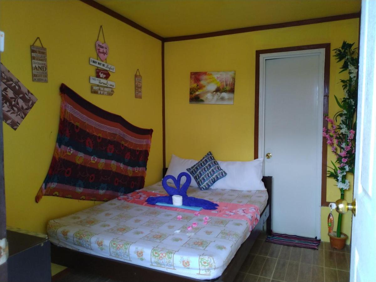Sun Valley Hostel El Nido Dış mekan fotoğraf